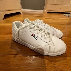 Fila White low tops